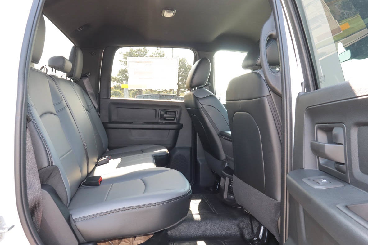 2027 RAM 3500 Chassis Cab Tradesman 4WD Crew Cab 60 CA 172.4 WB