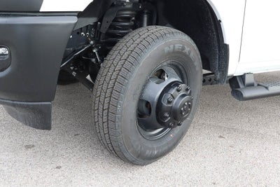 2026 RAM 3500 Chassis Cab Tradesman 4WD Crew Cab 60 CA 172.4 WB