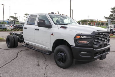 2026 RAM 3500 Chassis Cab Tradesman 4WD Crew Cab 60 CA 172.4 WB