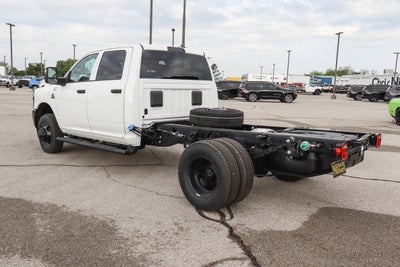 2026 RAM 3500 Chassis Cab Tradesman 4WD Crew Cab 60 CA 172.4 WB