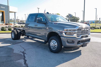 2027 RAM 3500 Chassis Cab Big Horn 4WD Crew Cab 60 CA 172.4 WB
