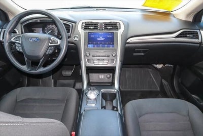 2020 Ford Fusion SE FWD