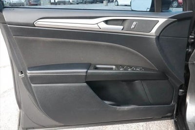 2020 Ford Fusion SE FWD