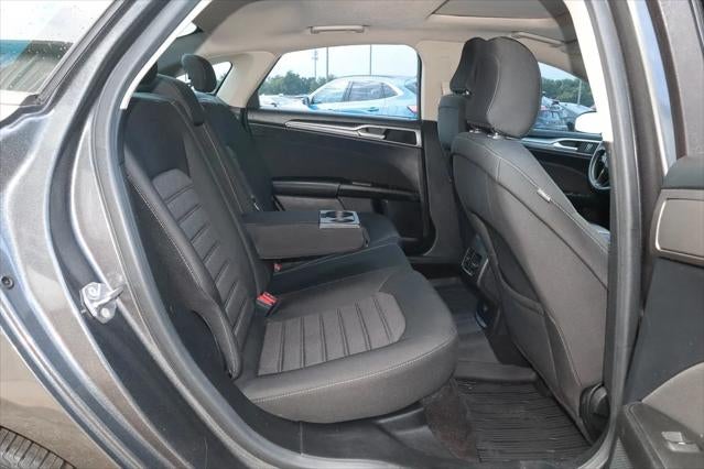 2020 Ford Fusion SE FWD
