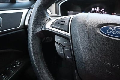 2020 Ford Fusion SE FWD