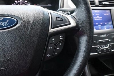 2020 Ford Fusion SE FWD