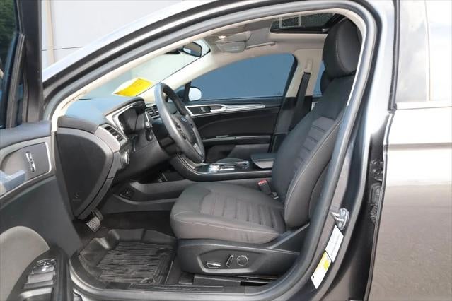 2020 Ford Fusion SE FWD