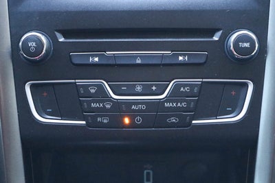 2017 Ford Fusion SE FWD