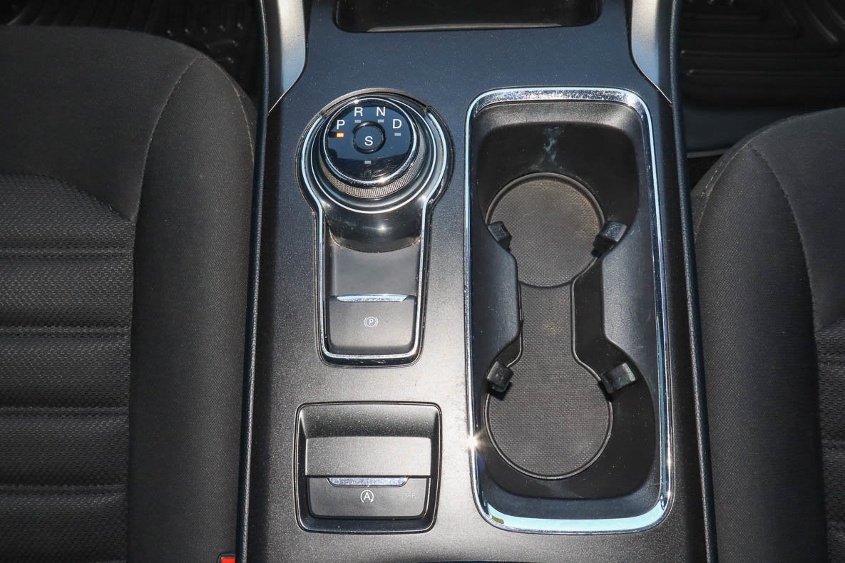 2017 Ford Fusion SE FWD
