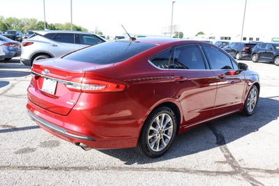 2017 Ford Fusion SE FWD
