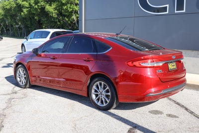 2017 Ford Fusion SE FWD