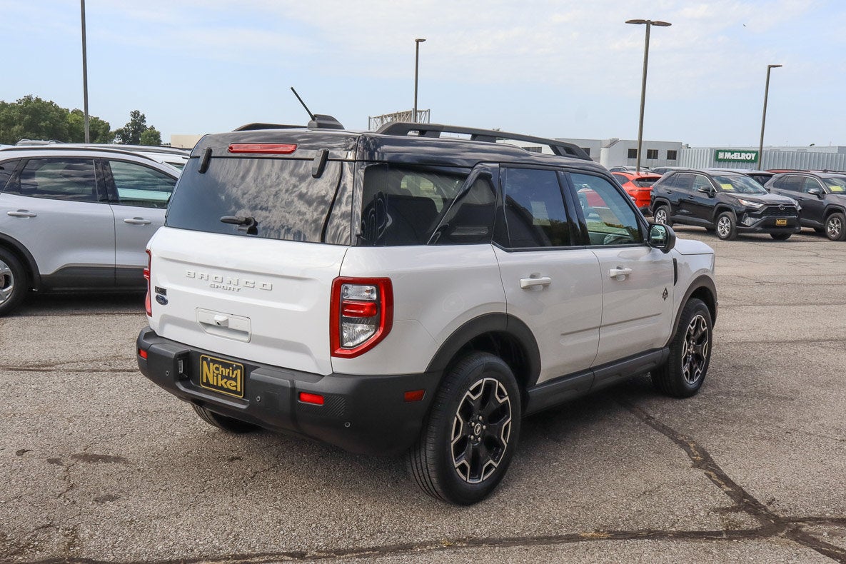 2025 Ford Bronco Sport Outer Banks 4x4