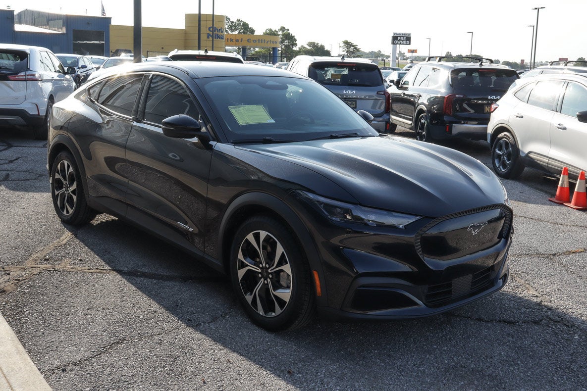 2026 Ford Mustang Mach-E Select RWD