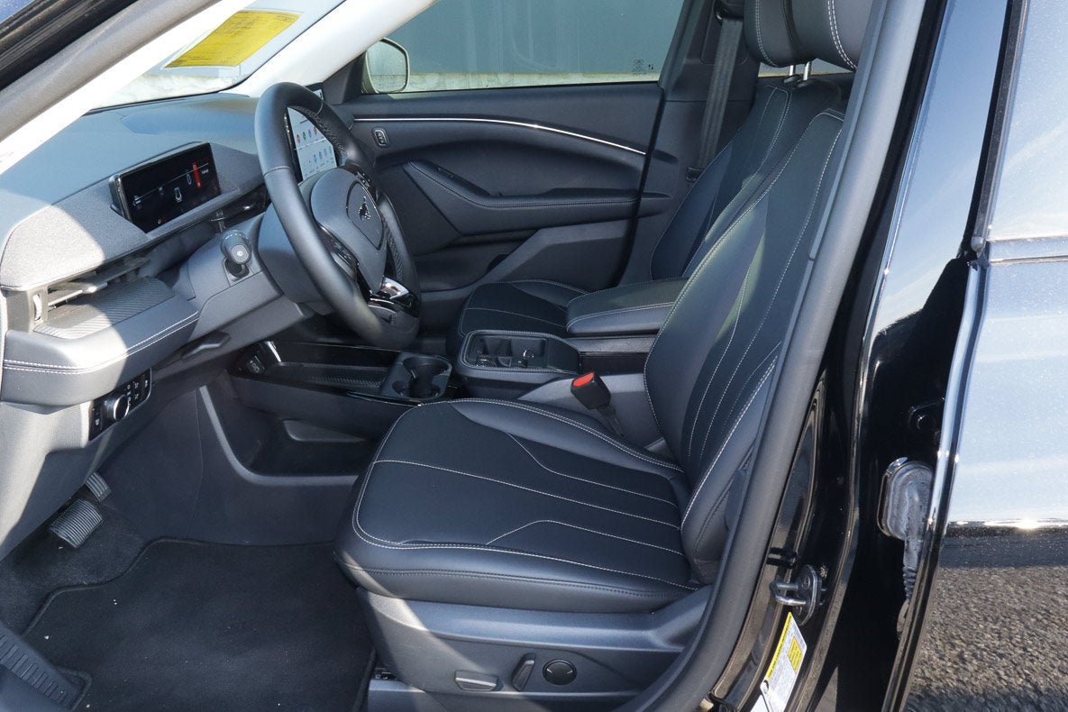 2026 Ford Mustang Mach-E Select RWD