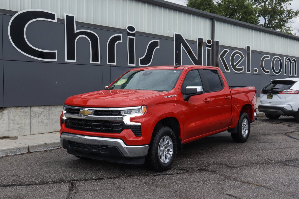 2025 Chevrolet Silverado 1500 4WD Crew Cab 147 LT w/1LT