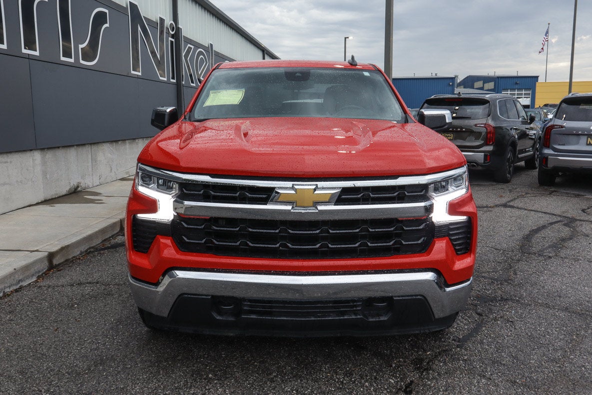2025 Chevrolet Silverado 1500 4WD Crew Cab 147 LT w/1LT
