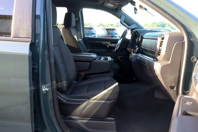 2025 Chevrolet Silverado 1500 4WD Crew Cab 147 LT w/1LT