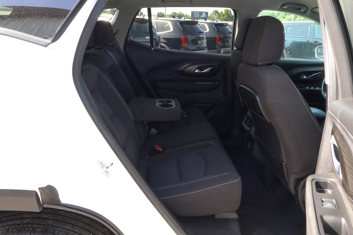 2024 GMC Terrain FWD 4dr SLE
