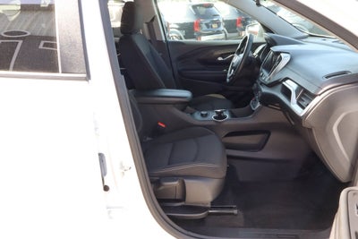2024 GMC Terrain FWD 4dr SLE