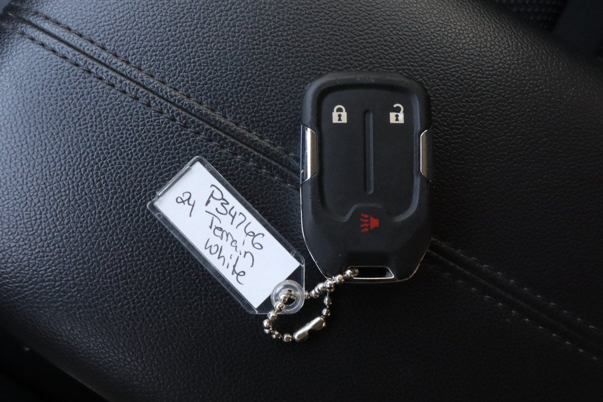 2024 GMC Terrain FWD 4dr SLE