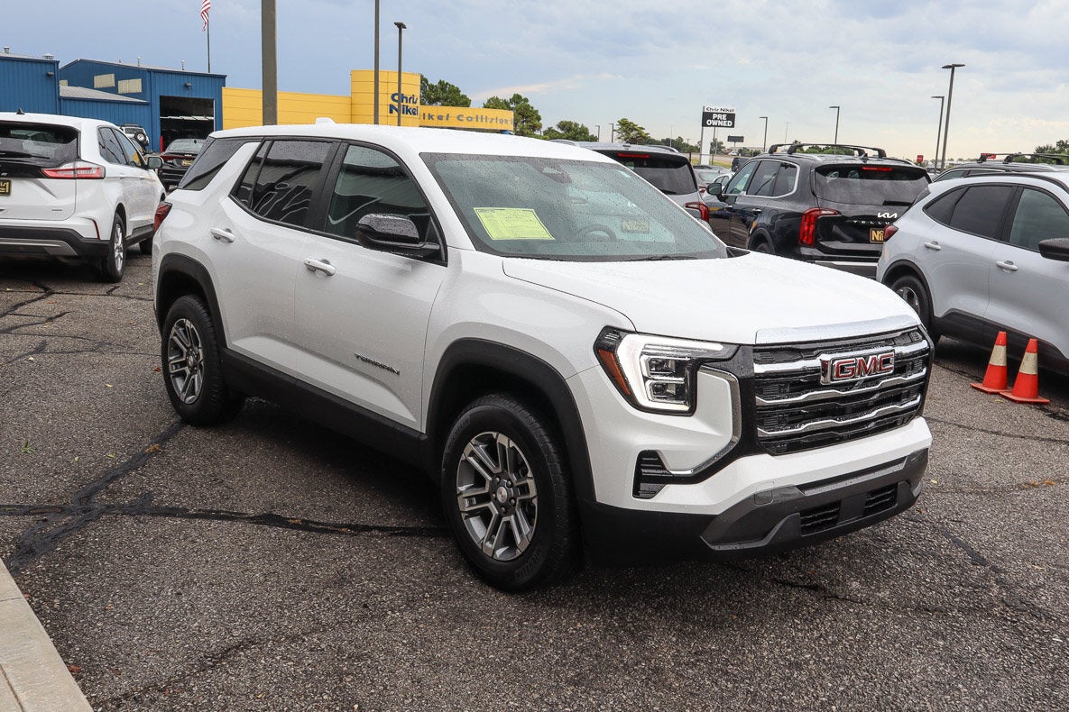 2026 GMC Terrain FWD 4dr Elevation