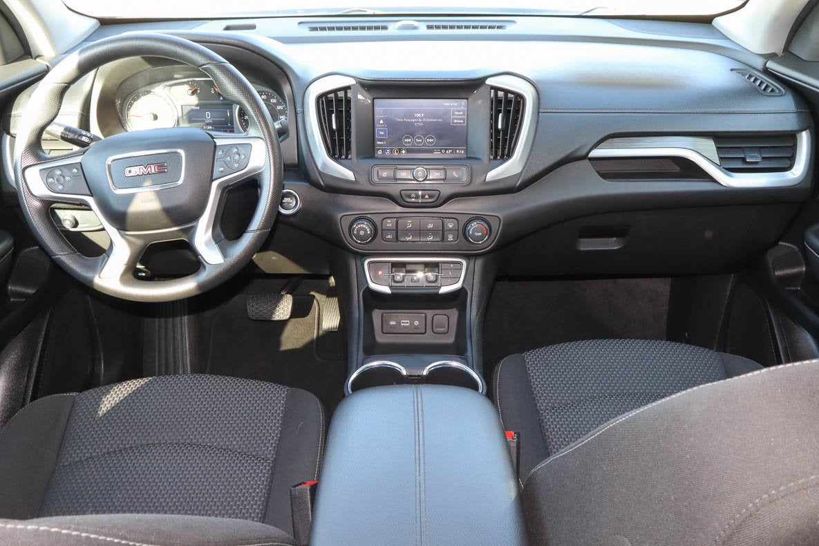 2024 GMC Terrain FWD 4dr SLE