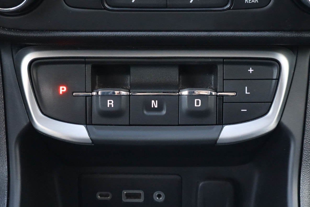 2024 GMC Terrain FWD 4dr SLE