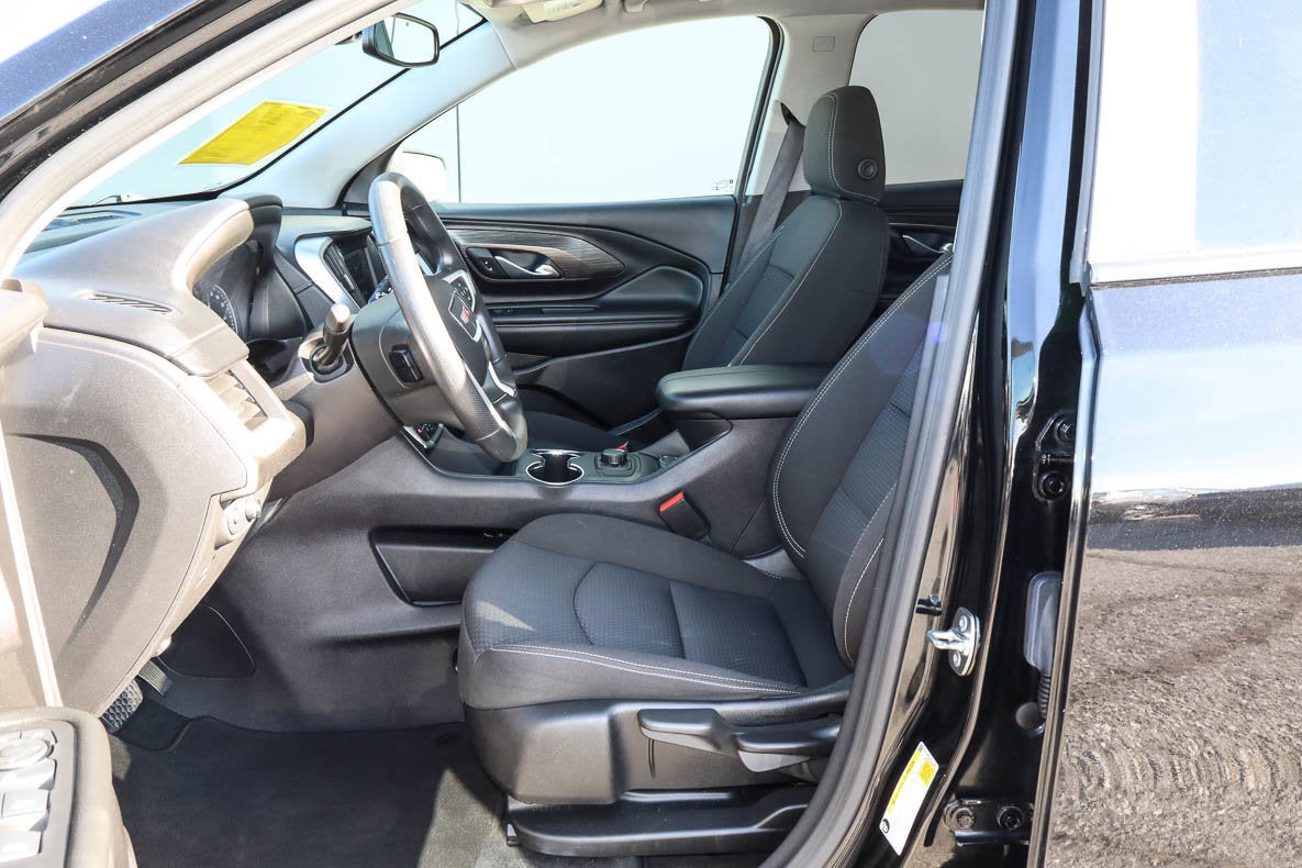 2024 GMC Terrain FWD 4dr SLE