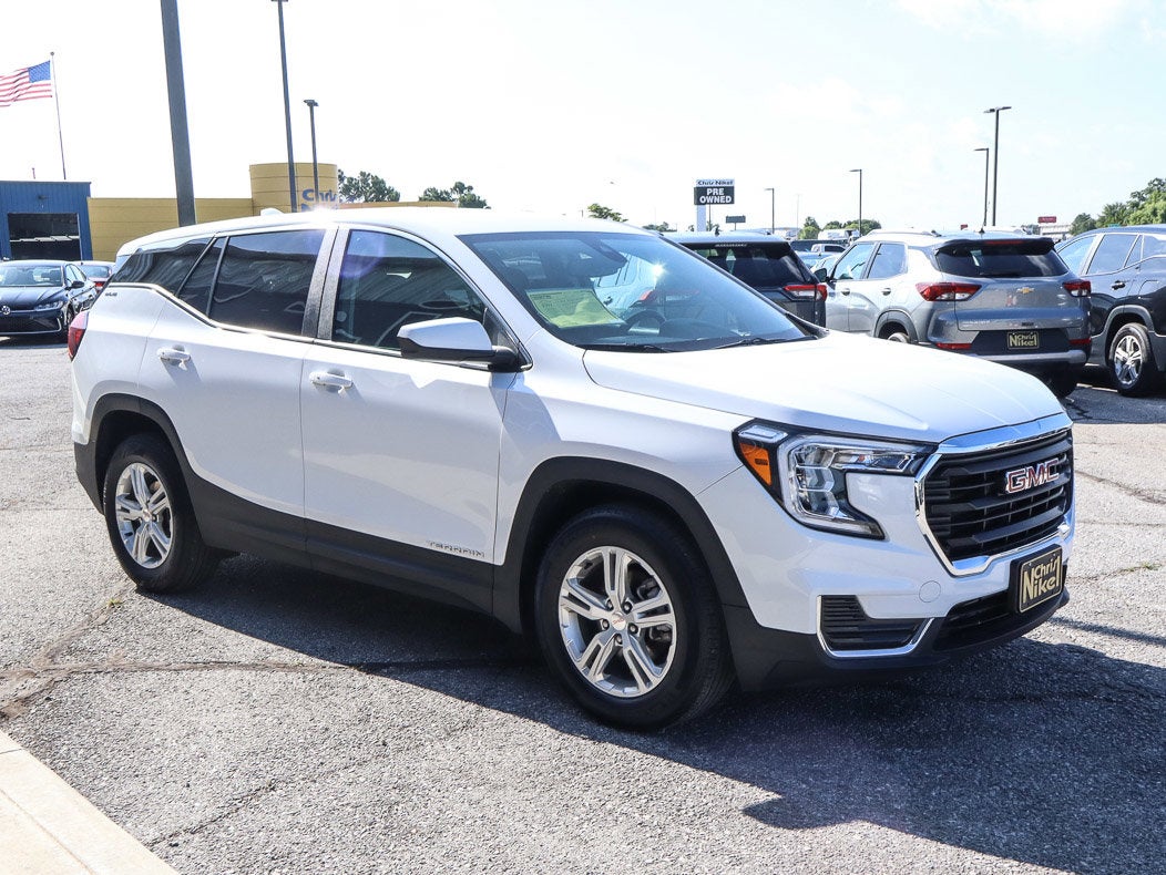2024 GMC Terrain FWD 4dr SLE
