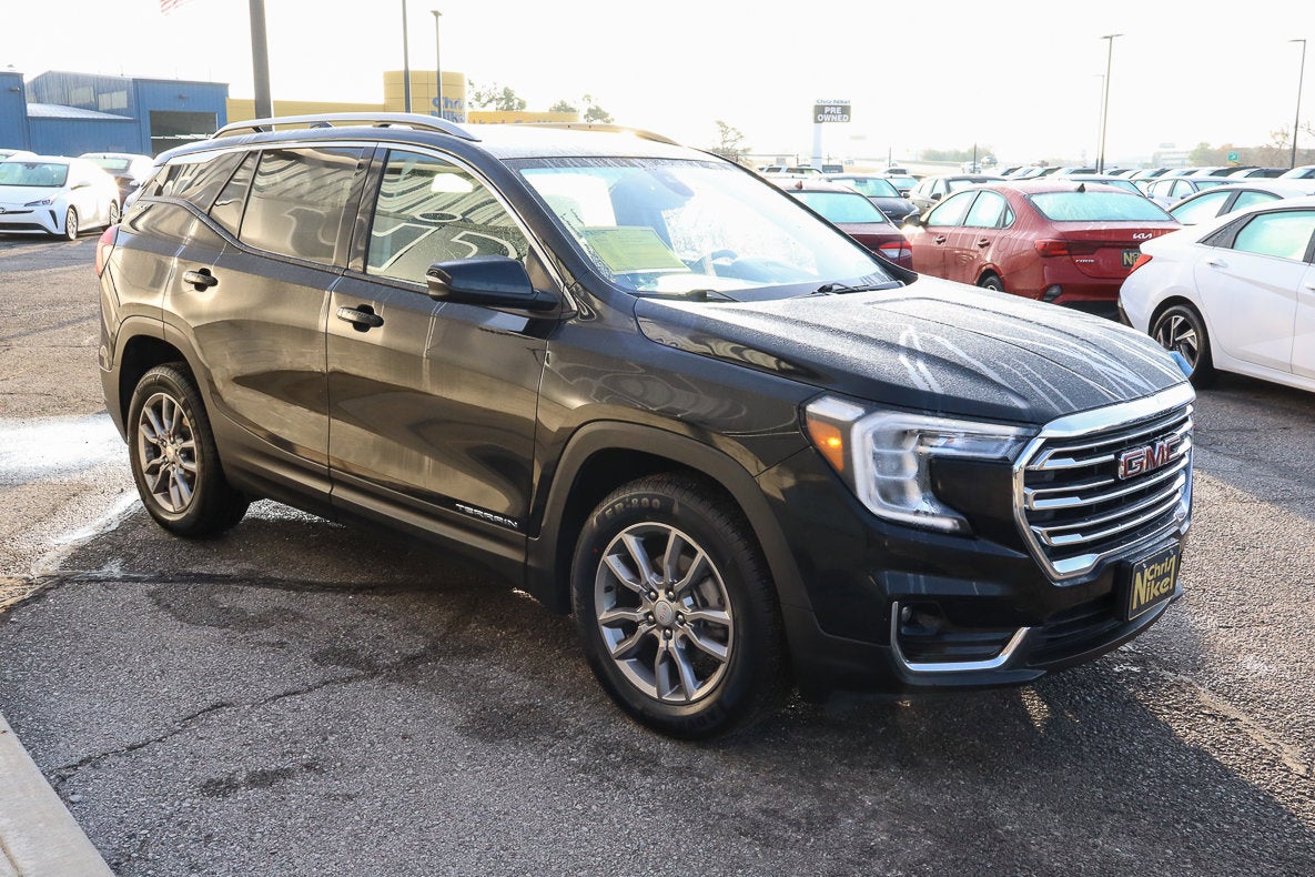 2024 GMC Terrain SLT