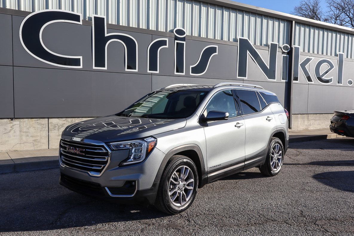 2023 GMC Terrain SLT