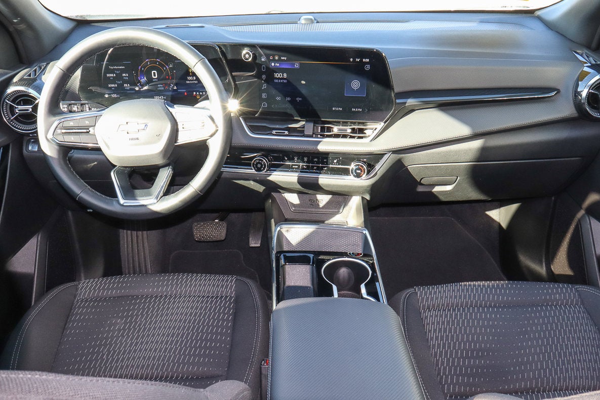 2025 Chevrolet Equinox FWD LT