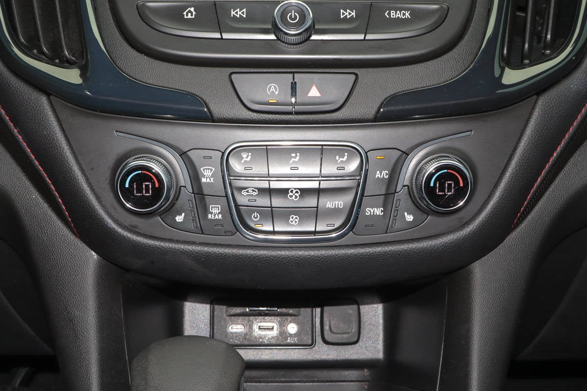 2022 Chevrolet Equinox FWD 4dr RS