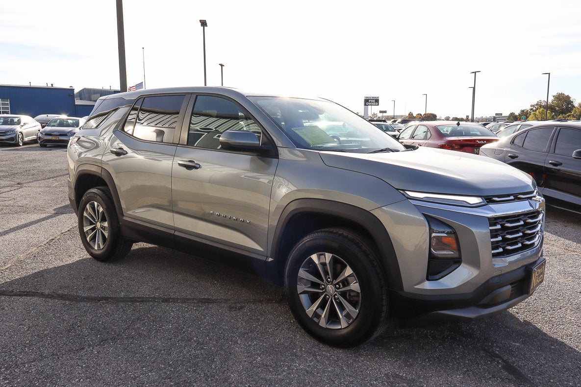 2025 Chevrolet Equinox AWD LT