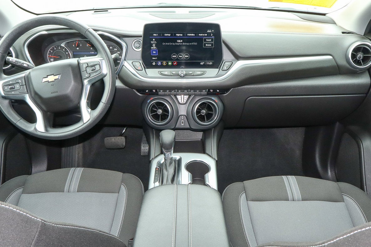 2025 Chevrolet Blazer LT