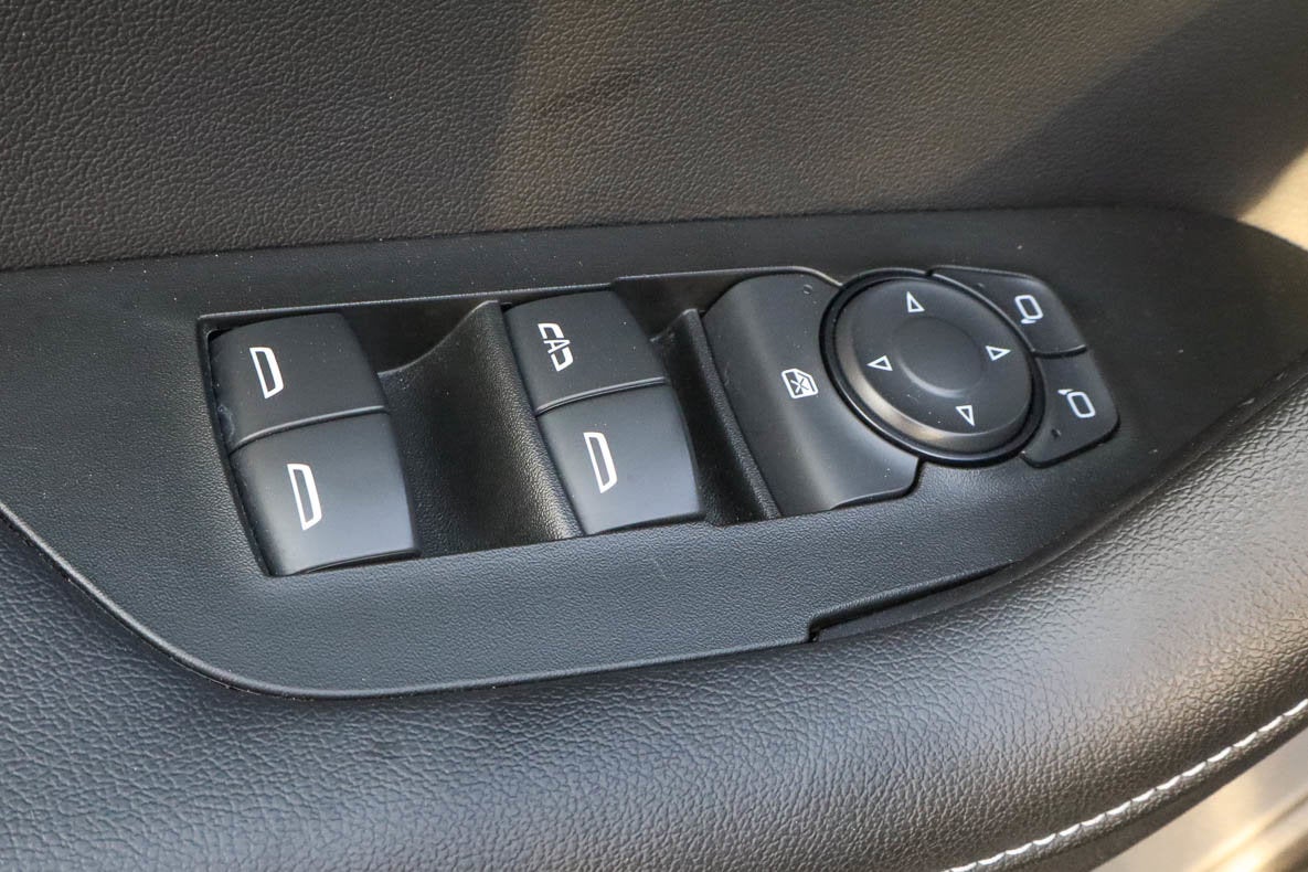 2025 Chevrolet Blazer FWD 4dr LT w/2LT