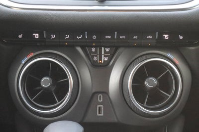 2025 Chevrolet Blazer FWD 4dr LT w/2LT