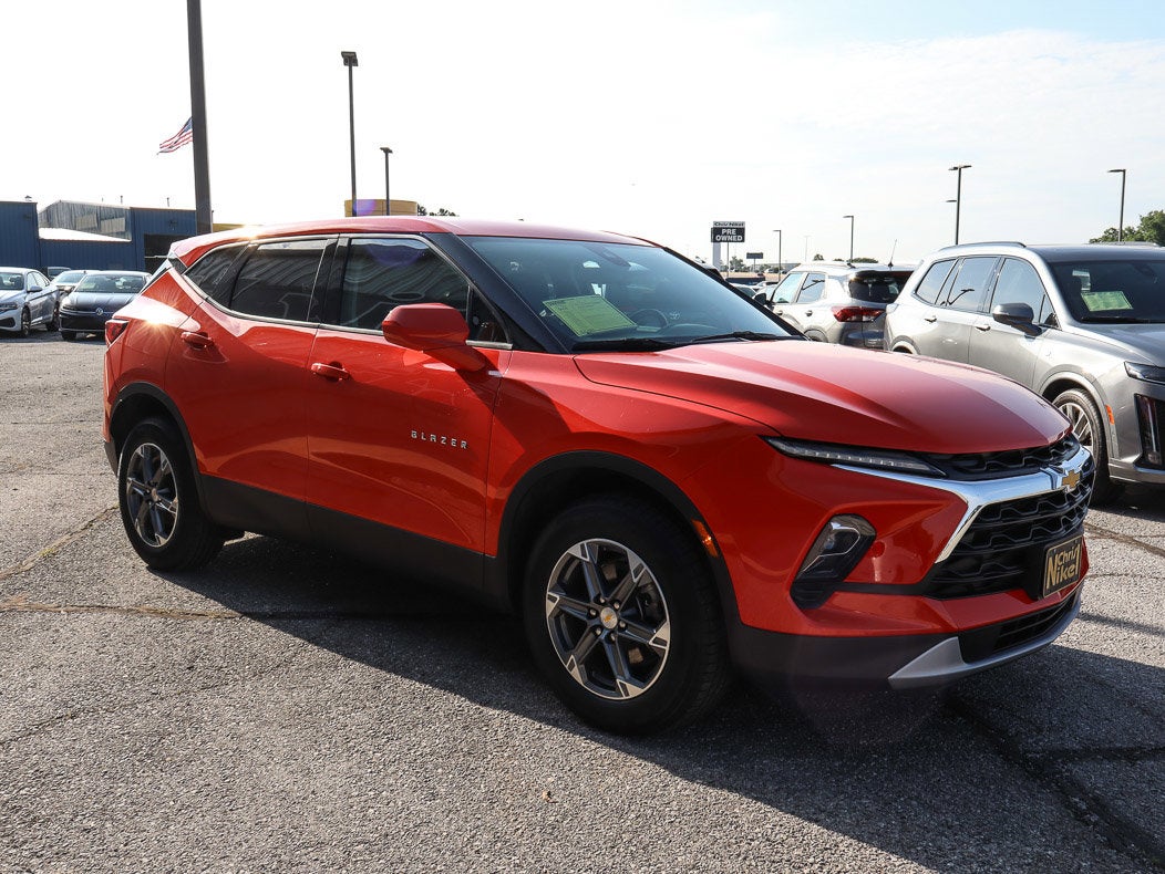 2025 Chevrolet Blazer FWD 4dr LT w/2LT