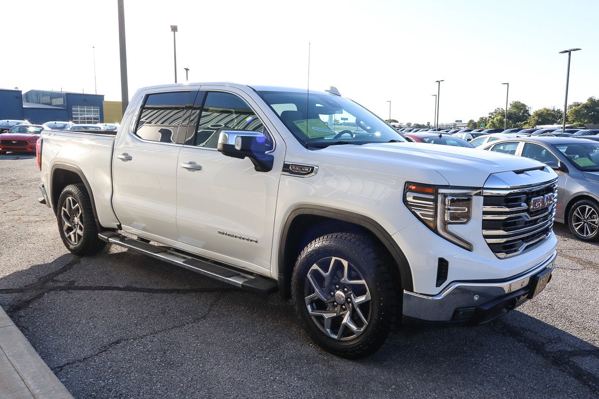 2022 GMC Sierra 1500 SLT