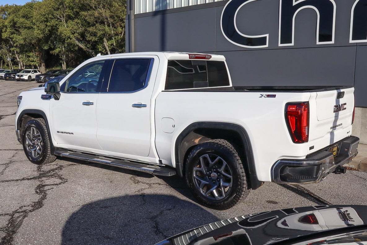 2022 GMC Sierra 1500 SLT