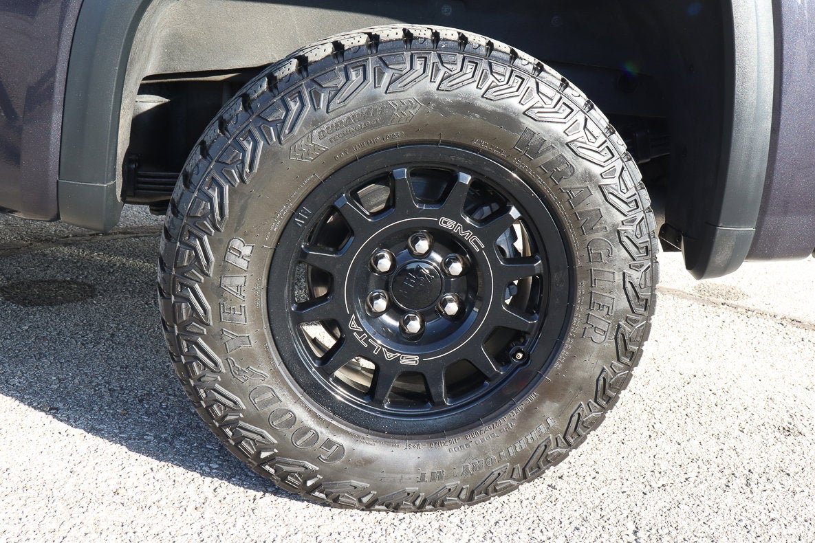 2023 GMC Sierra 1500 AT4X