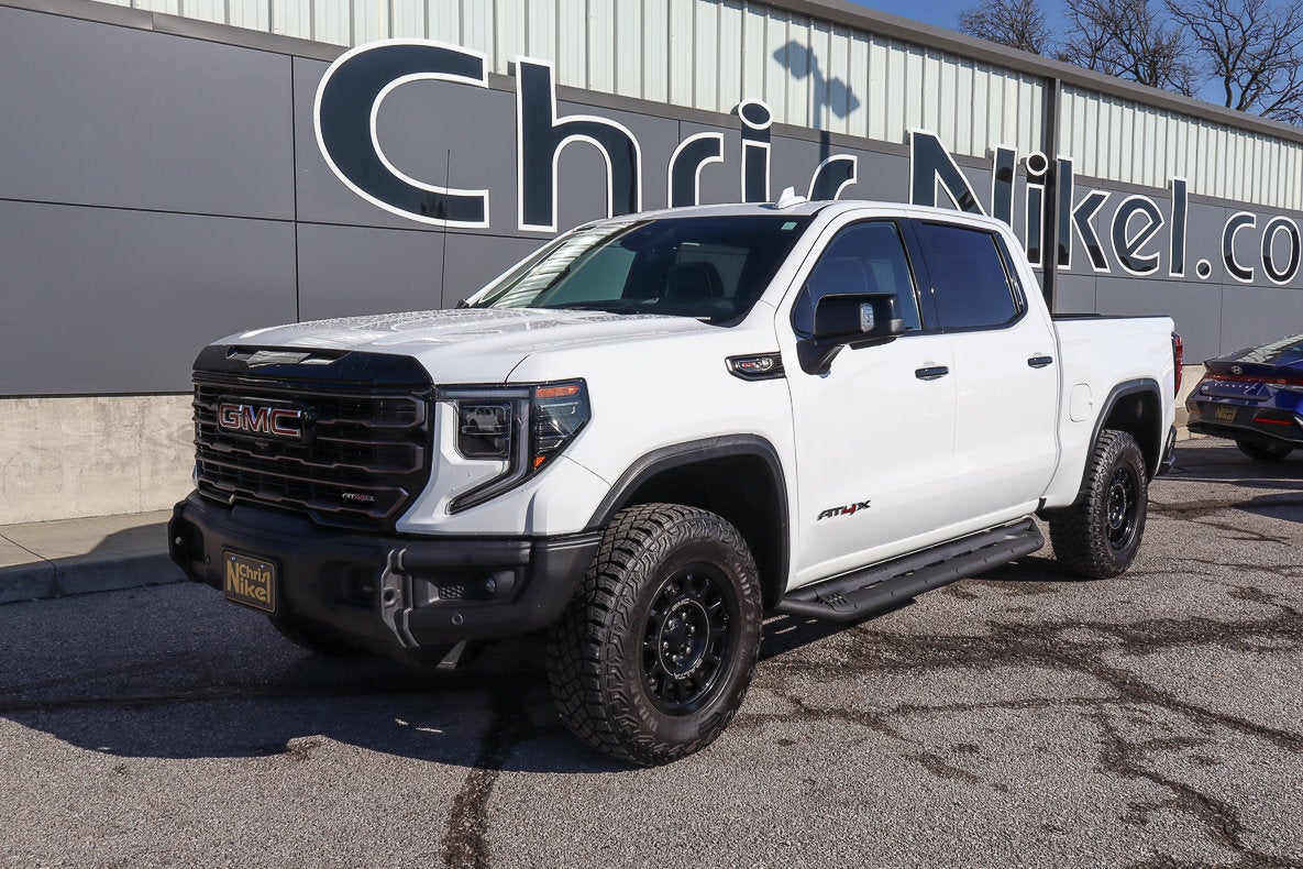 2023 GMC Sierra 1500 AT4X