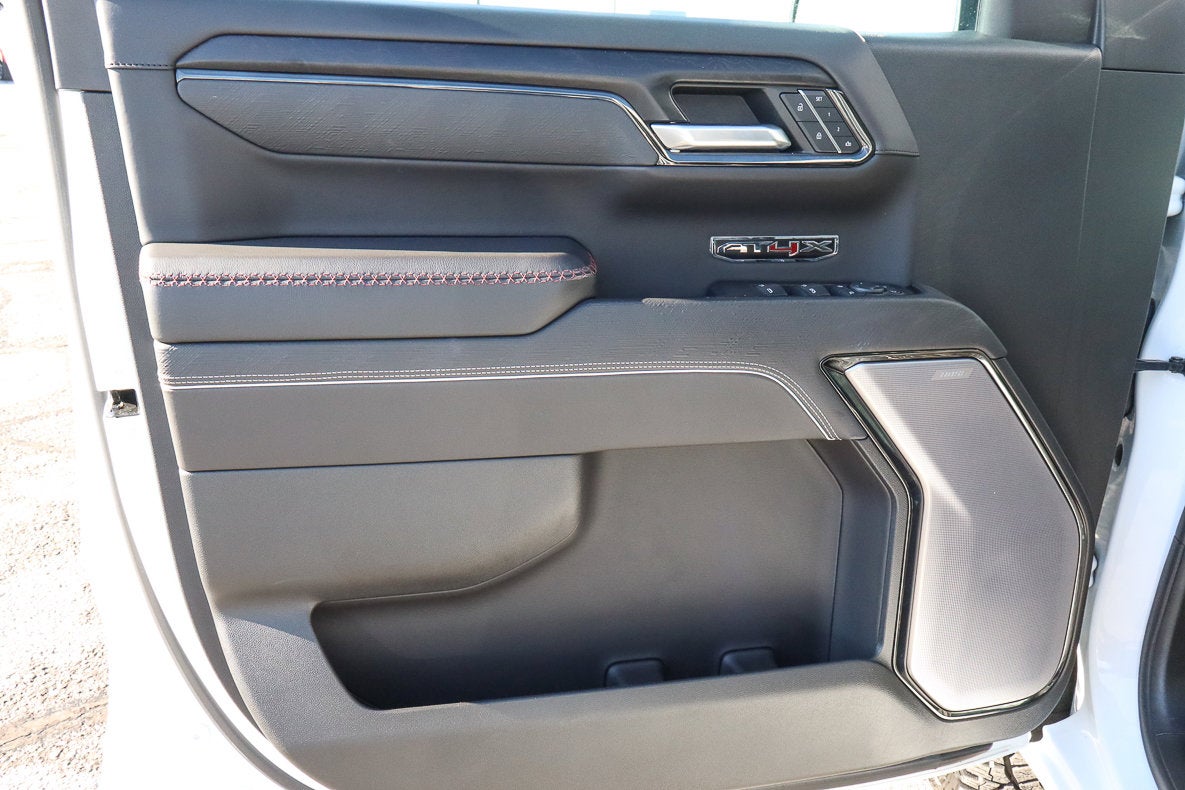 2023 GMC Sierra 1500 AT4X