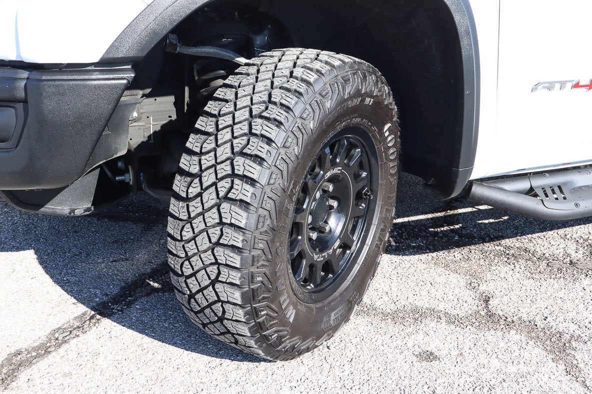 2023 GMC Sierra 1500 AT4X