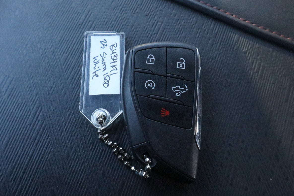 2023 GMC Sierra 1500 AT4X