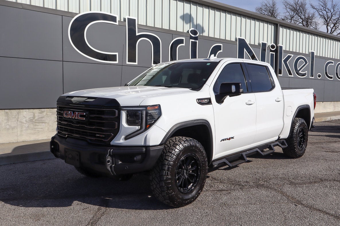 2023 GMC Sierra 1500 AT4X