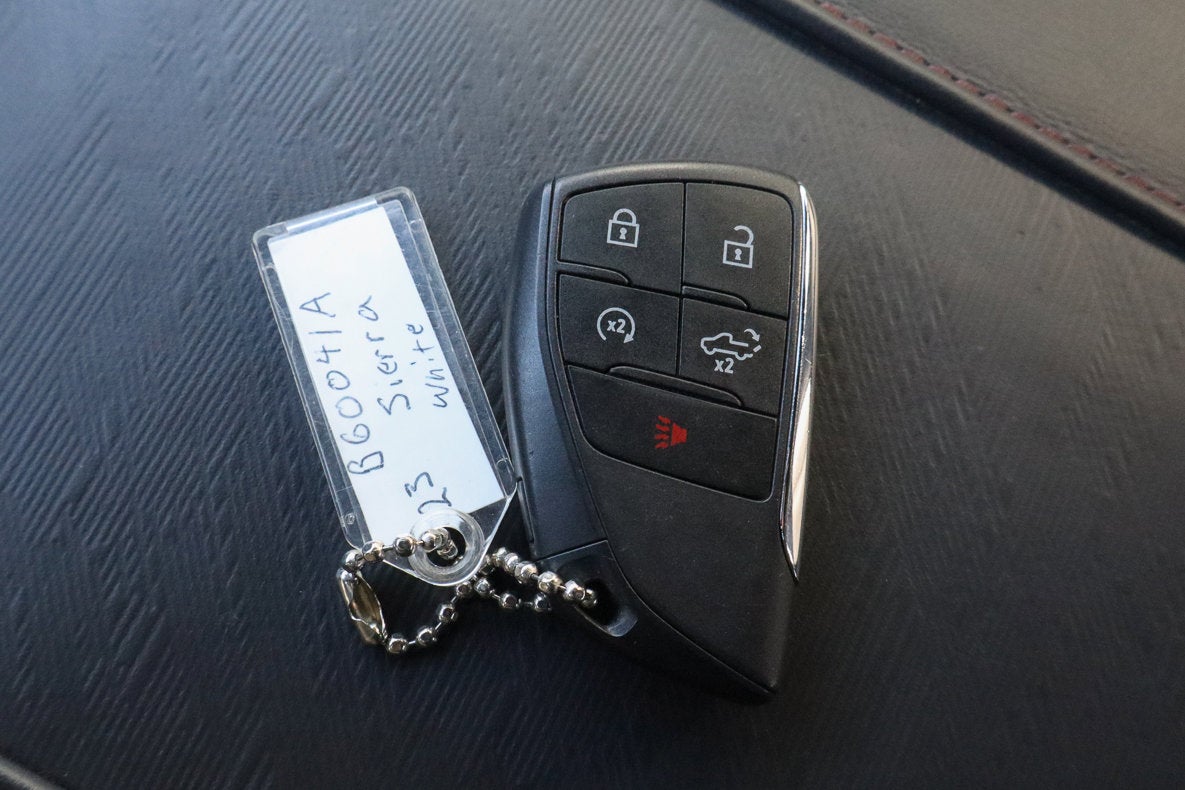 2023 GMC Sierra 1500 AT4X