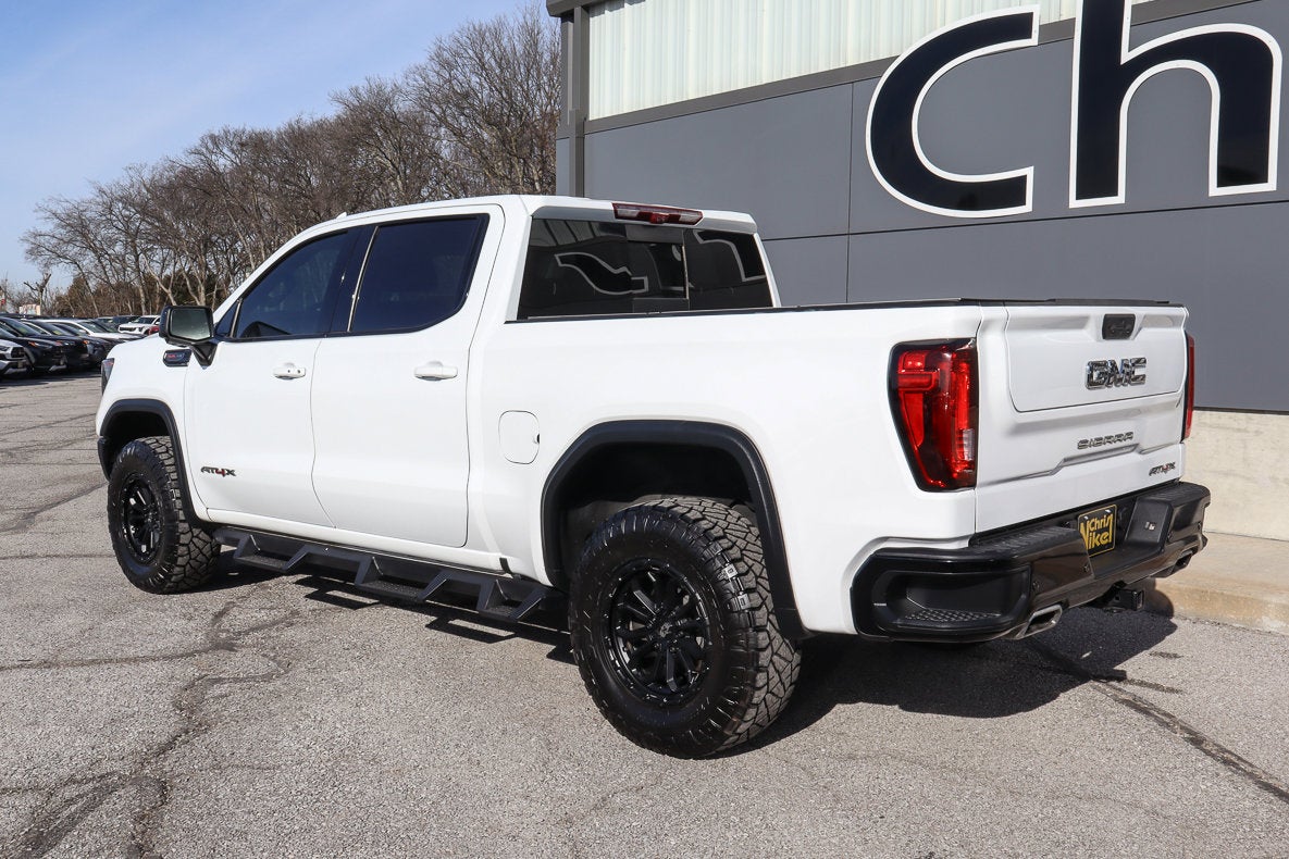 2023 GMC Sierra 1500 AT4X