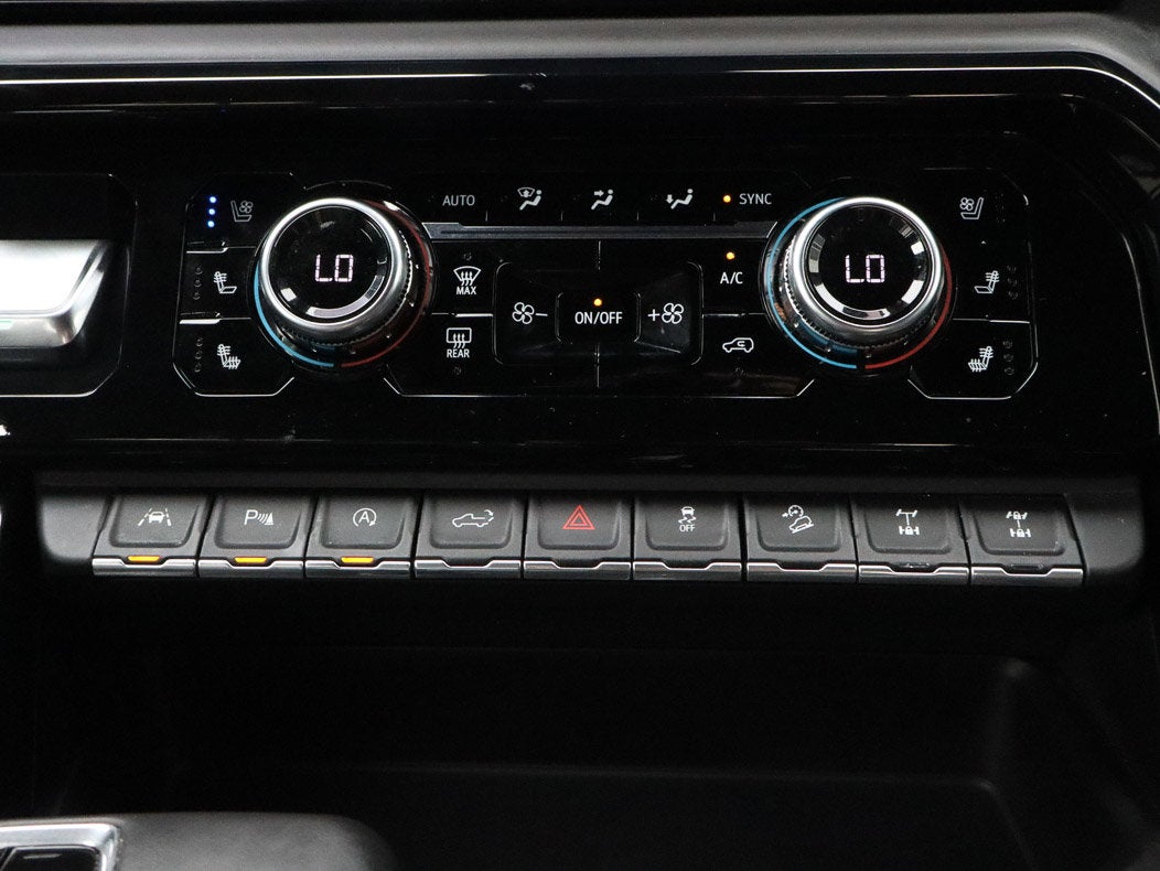 2023 GMC Sierra 1500 4WD Crew Cab 147 AT4X