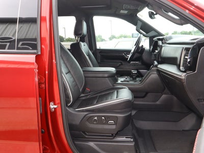 2023 GMC Sierra 1500 4WD Crew Cab 147 AT4X